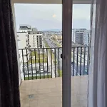 Bright&cozy Coresi Apartment *