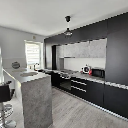 Bright&cozy Coresi Appartement