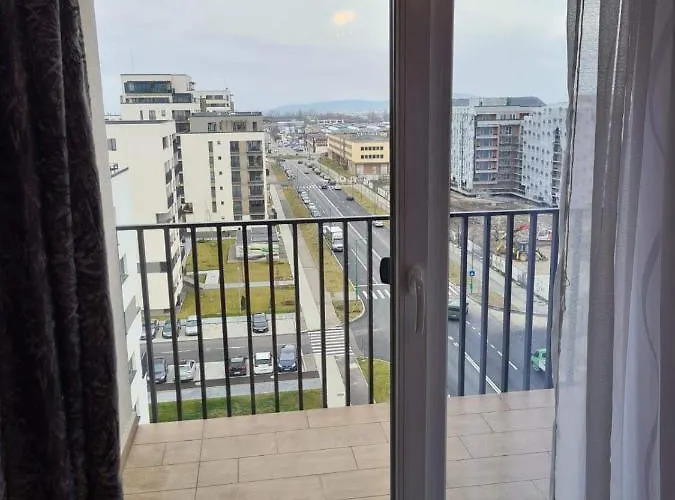 Bright&cozy Coresi Apartment *